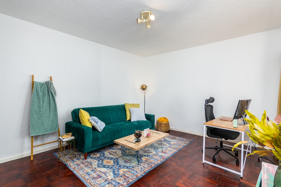 2 Bedroom Property for Sale in Kenilworth Western Cape